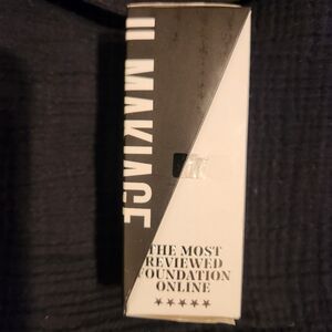 IL MAKIAGE woke Up Like This Foundation #75